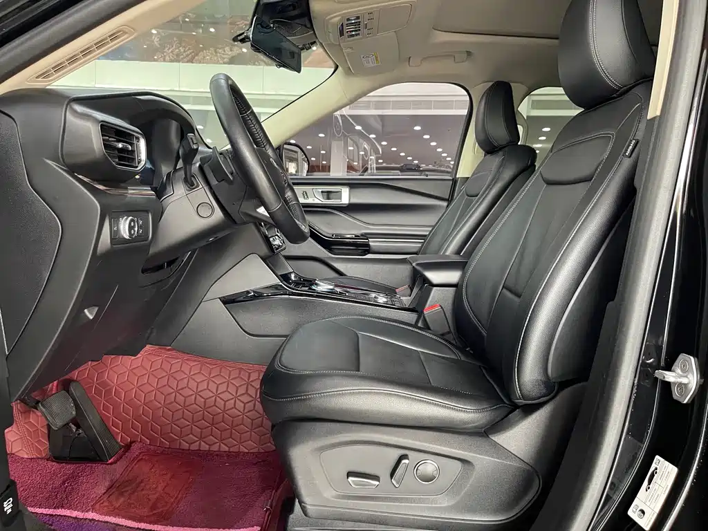 Explorer EcoBoost 285 4 WD Titanium 6-seat