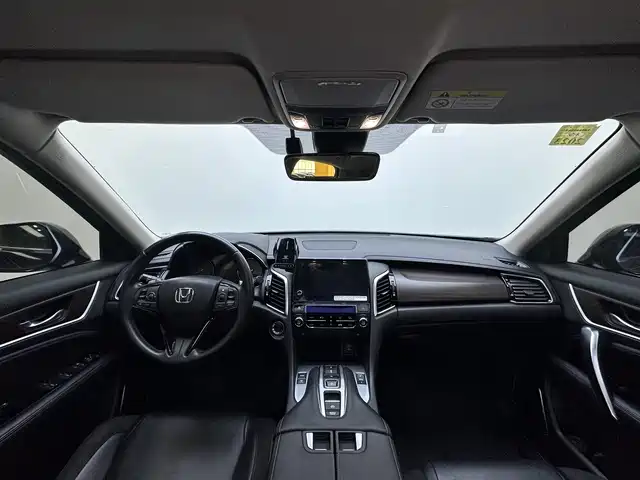 Avancier 370 TURBO 4 WD Premium