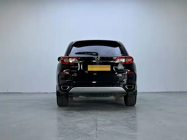 Avancier 370 TURBO 4 WD Premium