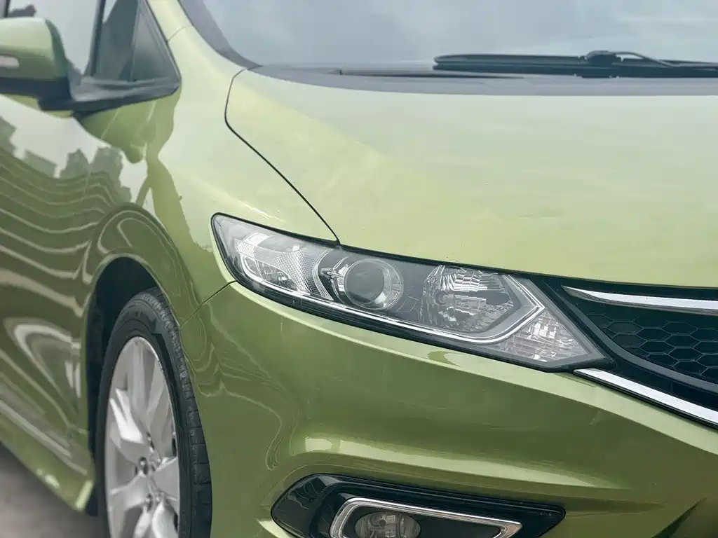 Jade 杰德 2014款 1.8 L CVT豪华版 5座