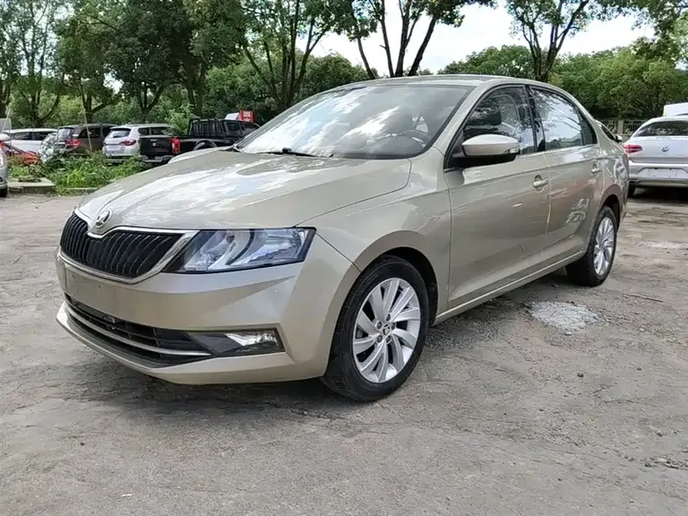 Skoda Rapid 1.6 L Auto Comfort