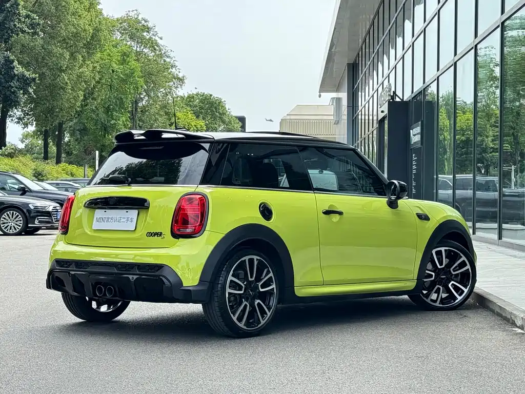 MINI Facelift 2.0 T COOPER S Racer