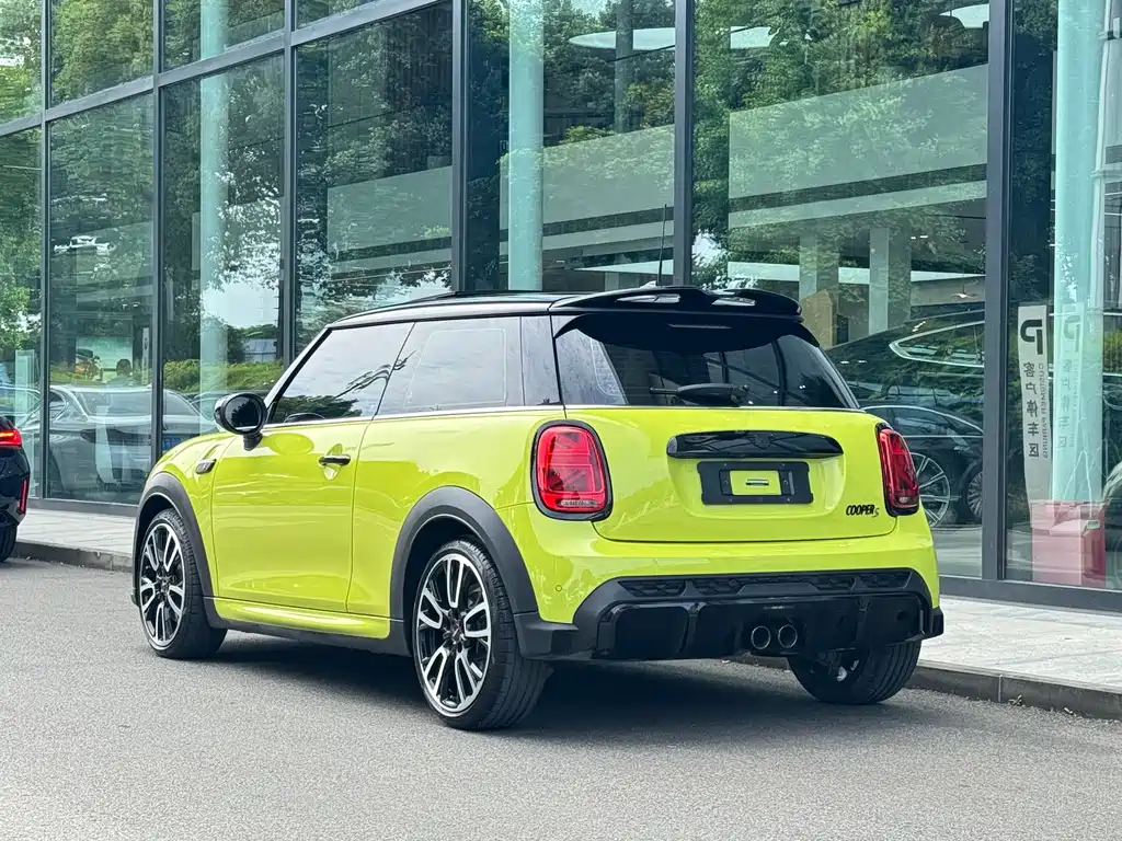 MINI Facelift 2.0 T COOPER S Racer