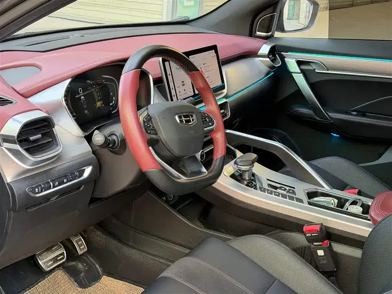 Geely Binyue 1.5 TD DCT Glory