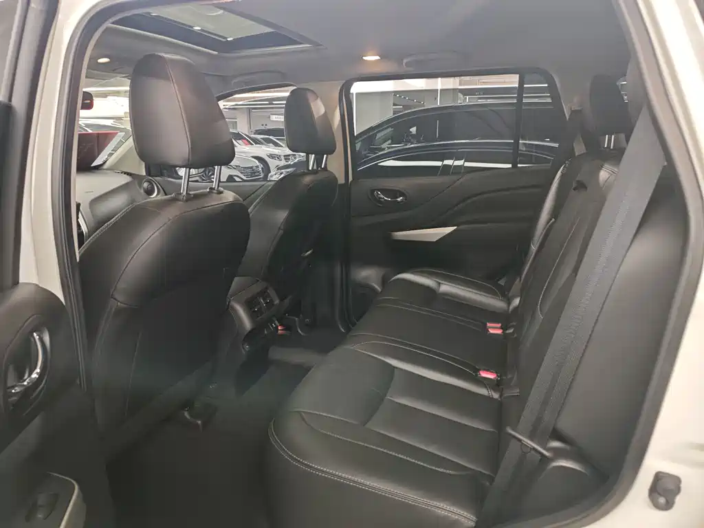 Terra 2.5 L XL Upper 4 WD Auto 4 WD Luxury
