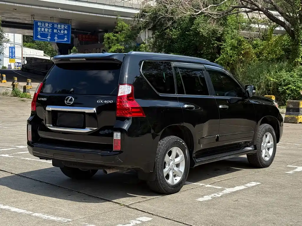 Lexus GX 400
