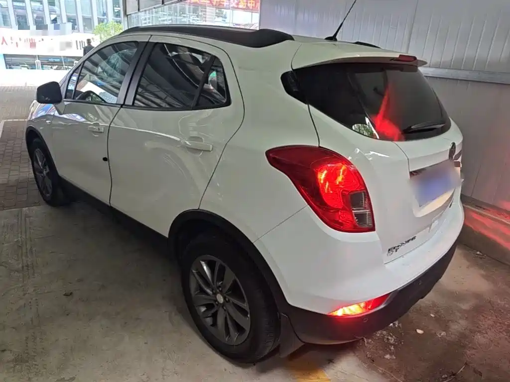 Encore 18 T Auto 2 WD Urban Leading