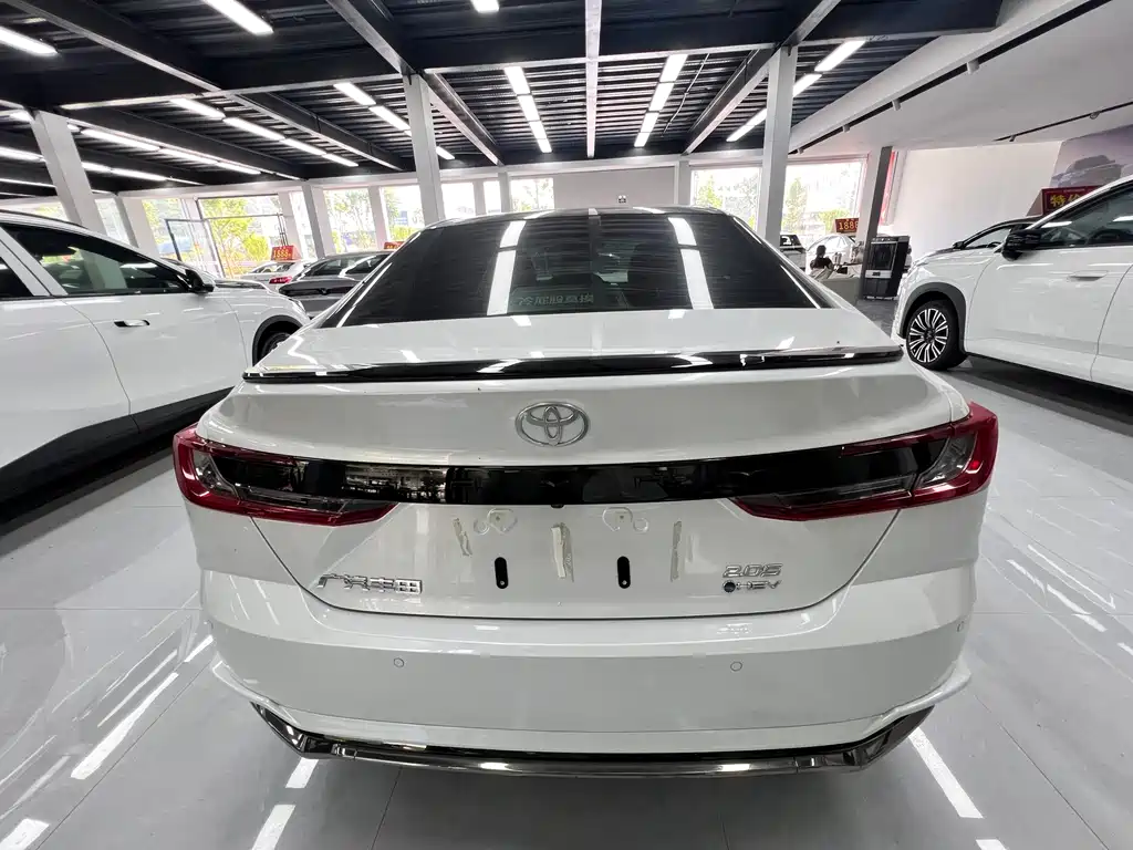 Camry Dual Engine 2.0 HXS Sport Plus
