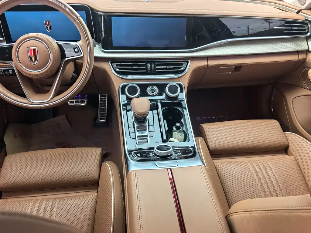 Hongqi H9 2.0 T Connected Flagship