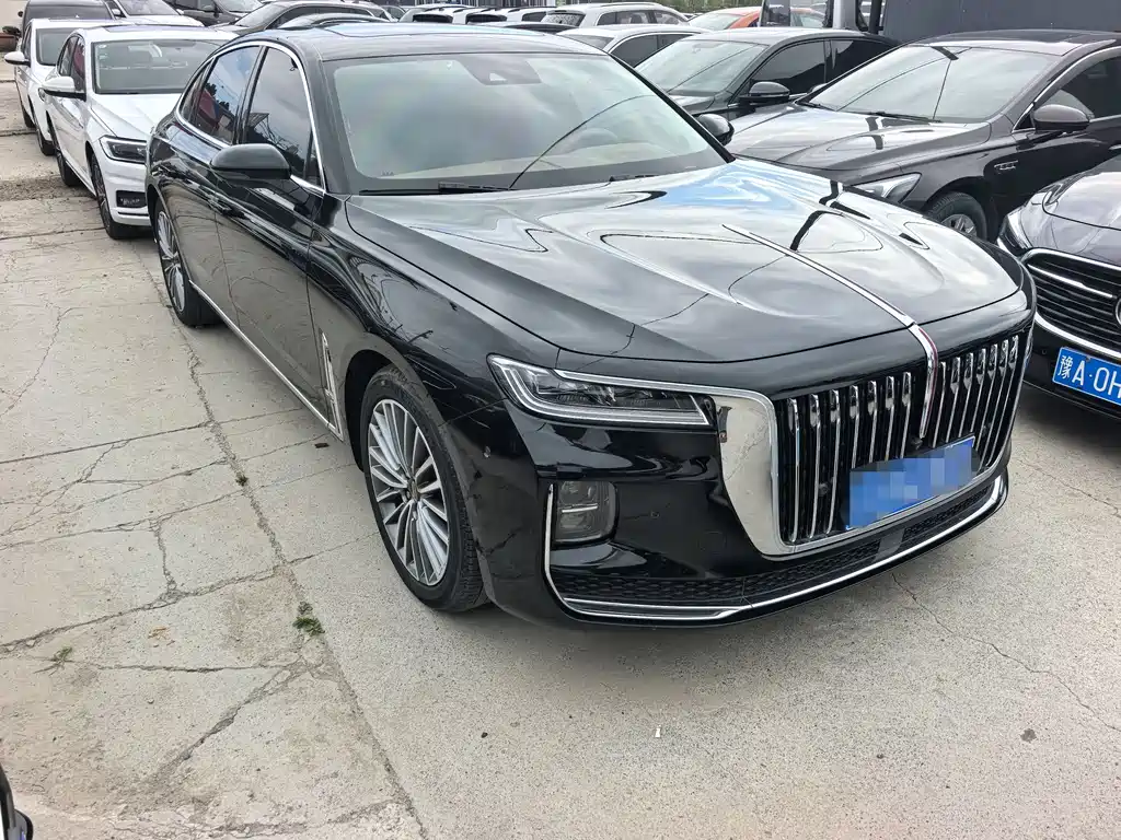 Hongqi H9 2.0 T Connected Flagship