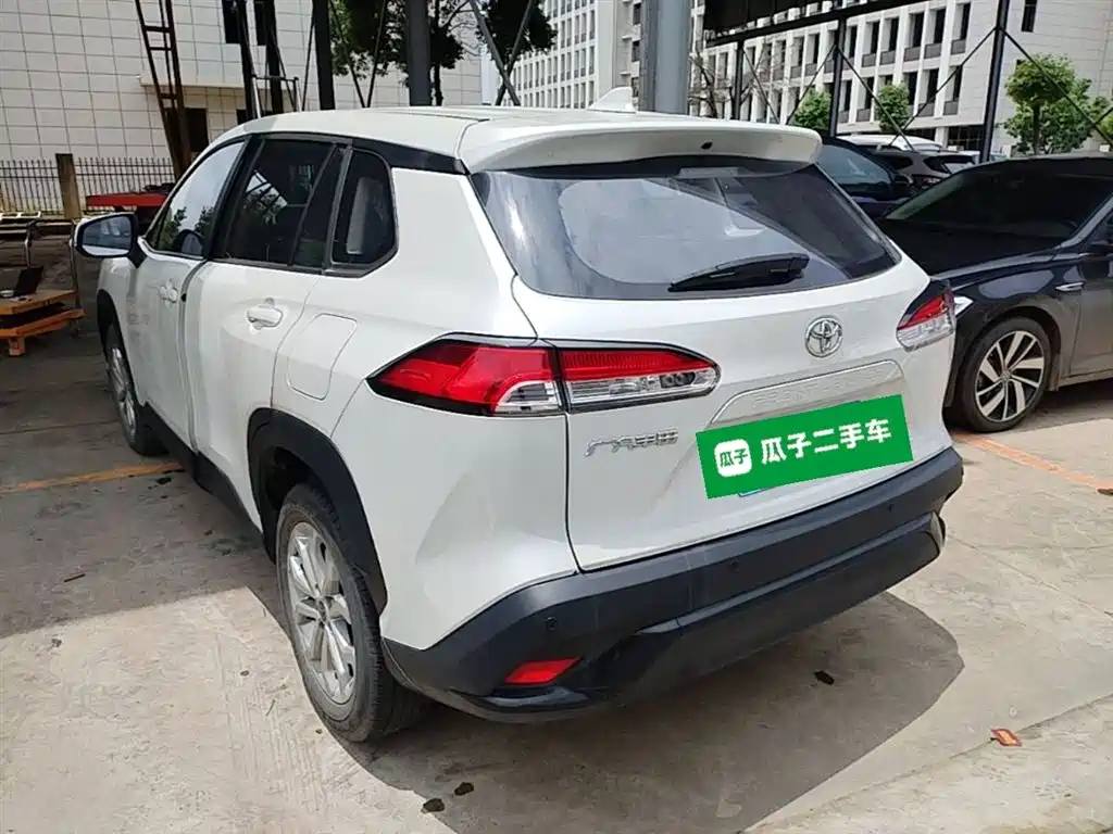 Frontlander 2.0 L CVT Elite plus