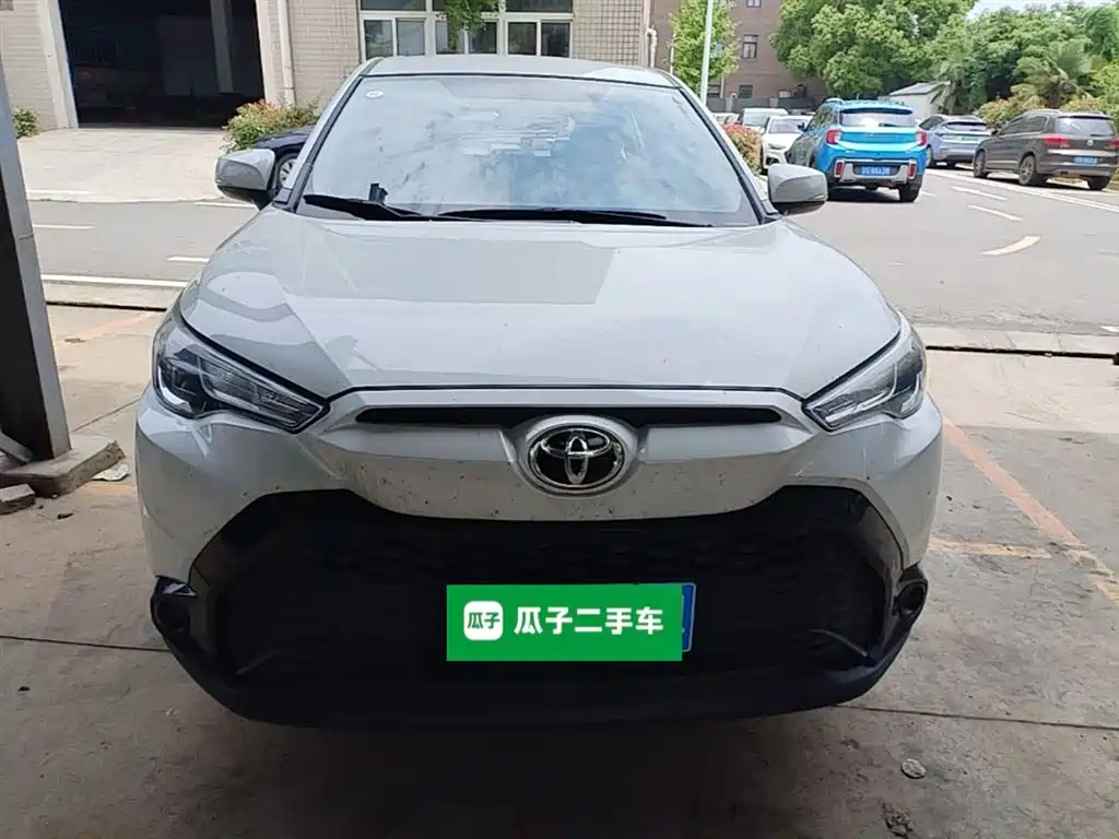 Frontlander 2.0 L CVT Elite plus
