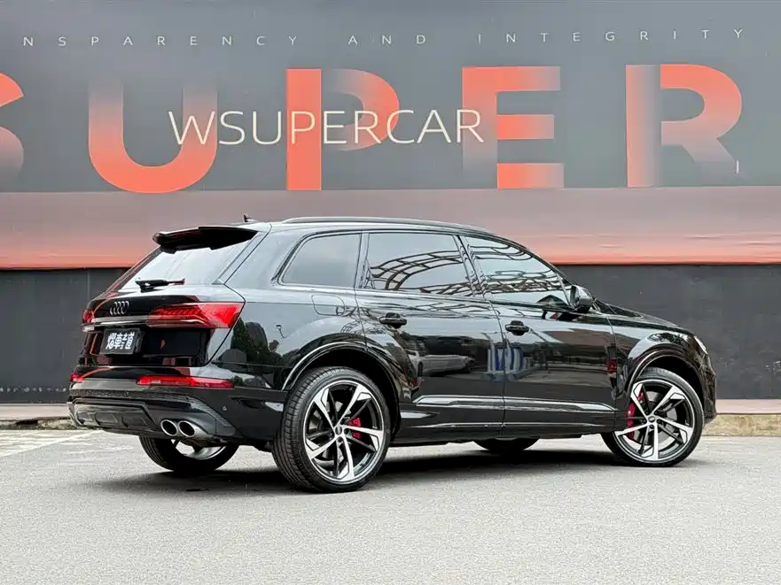 Audi SQ7 4.0 TFSI Dark Night Knight