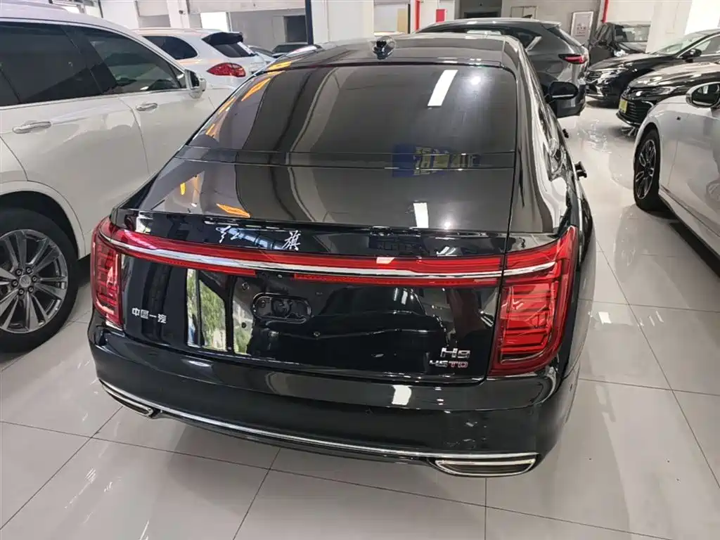 Hongqi H9 Facelift 2.0 T Connected Flagship