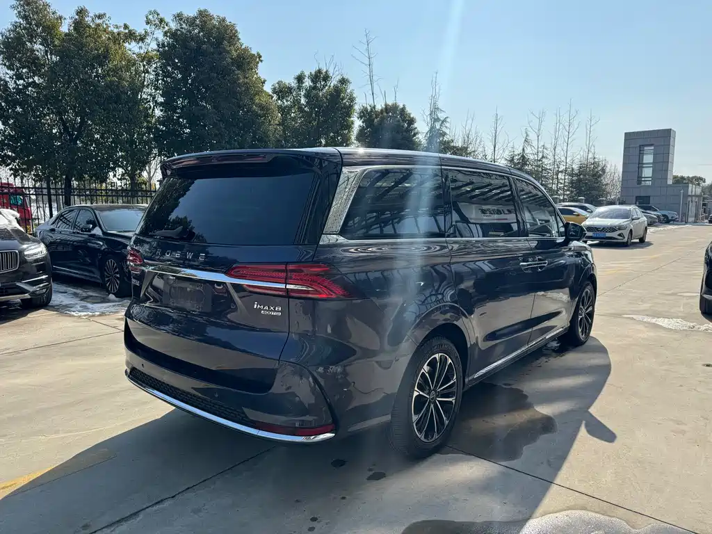Roewe iMAX8 荣威iMAX8 2022款 400 TGI 至尊版