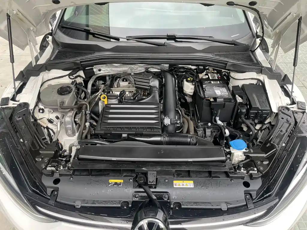 Lamando Lamando L 280 TSI DSG Spicy Cool