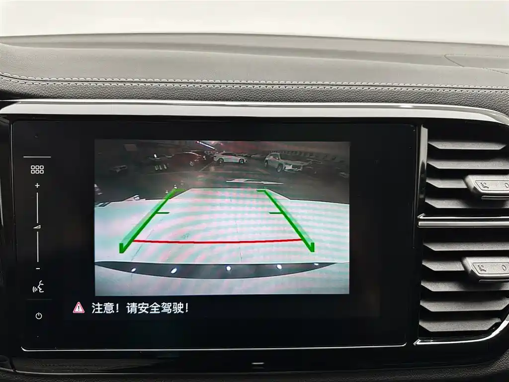 Jetta VS7 Black Sharp 1.4 T Auto Joy Pro