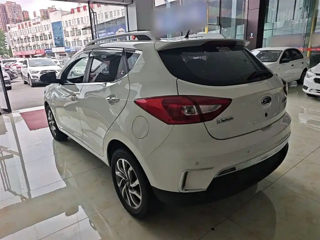 Refine S2 1.5 L CVT Luxury Smart