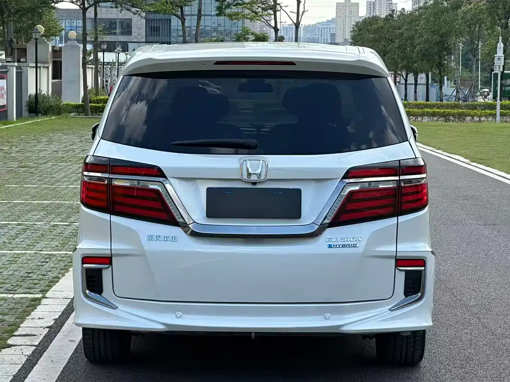 Elysion 2.0 L Hybrid Luxury