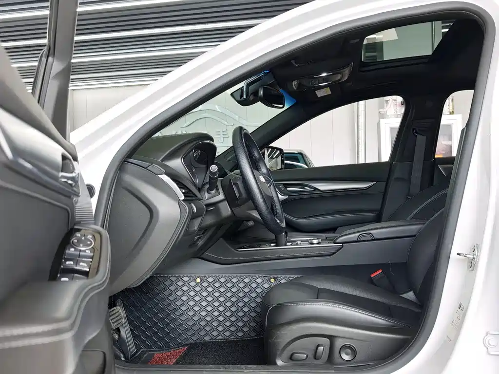 Cadillac CT5 Facelift 28 T Luxury