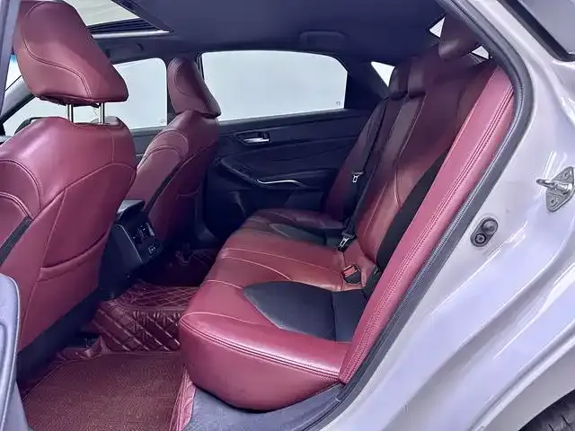 Toyota Avalon 2.0 L Progressive