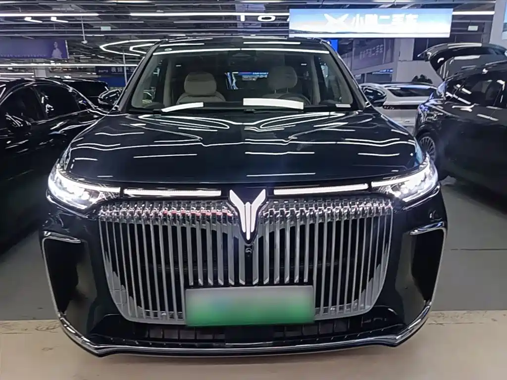 Voyah Dreamer PHEV 4 WD Flagship Kunpeng