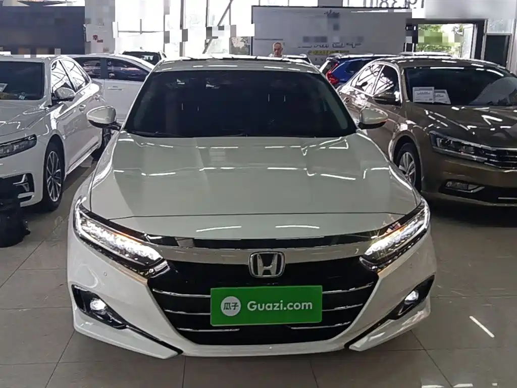 Accord Sharp· Hybrid 2.0 L Sharp Leading