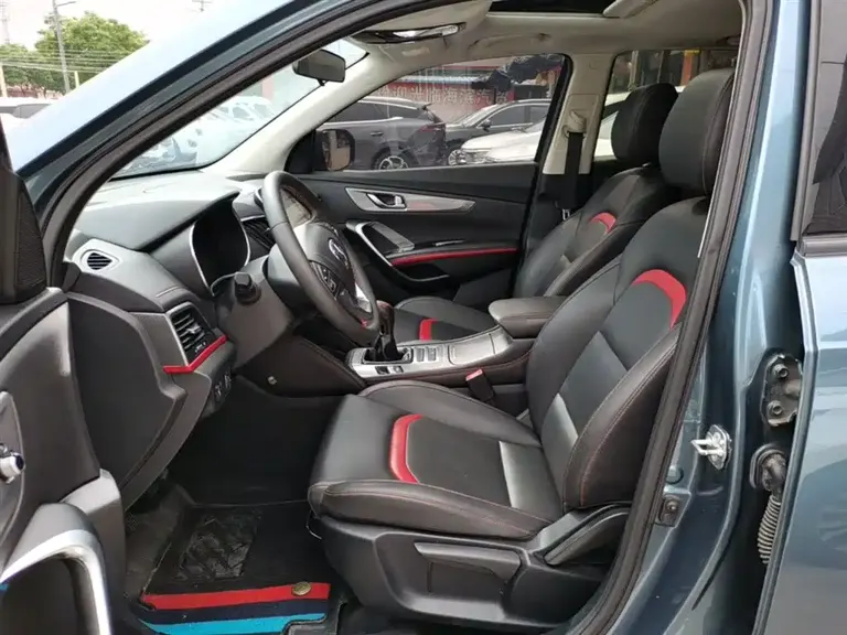 Changan CS55 1.5 T Manual Vivid Color CN-V
