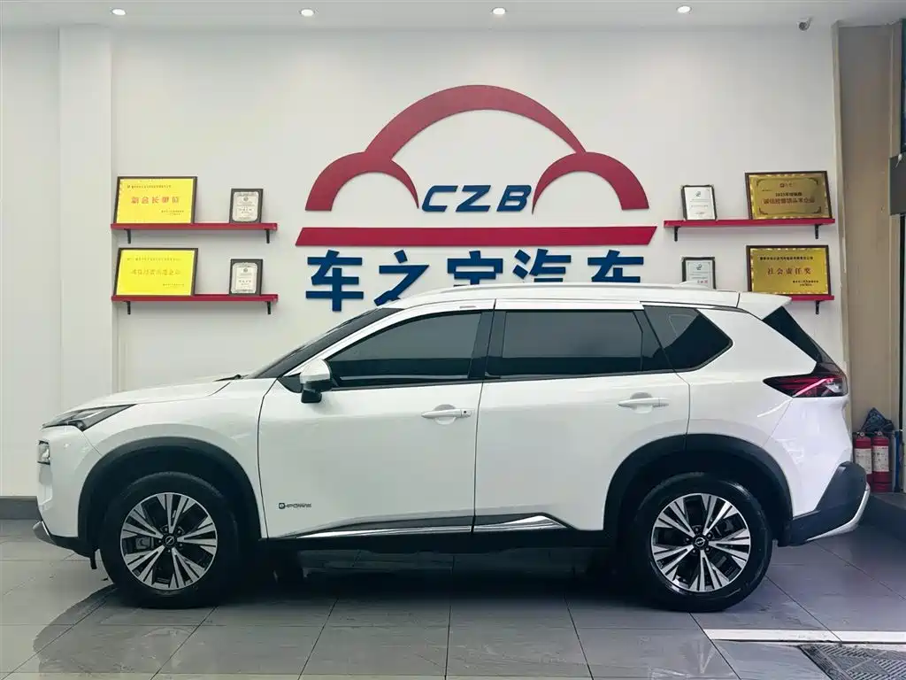 X-Trail e-POWER Super Hybrid Dual Motor 4 WD Supreme