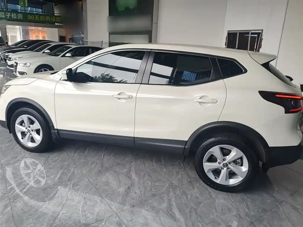 Qashqai Classic 2.0 L CVT XV Comfort