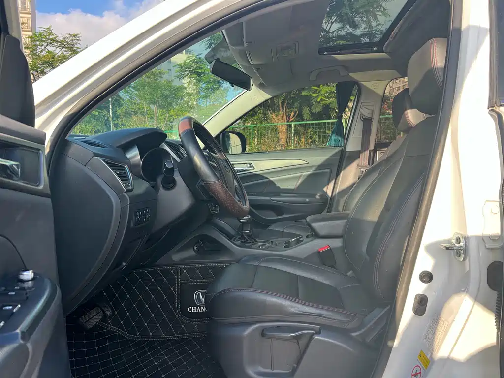 Changan CS75 1.8 T Auto Elite CN-V