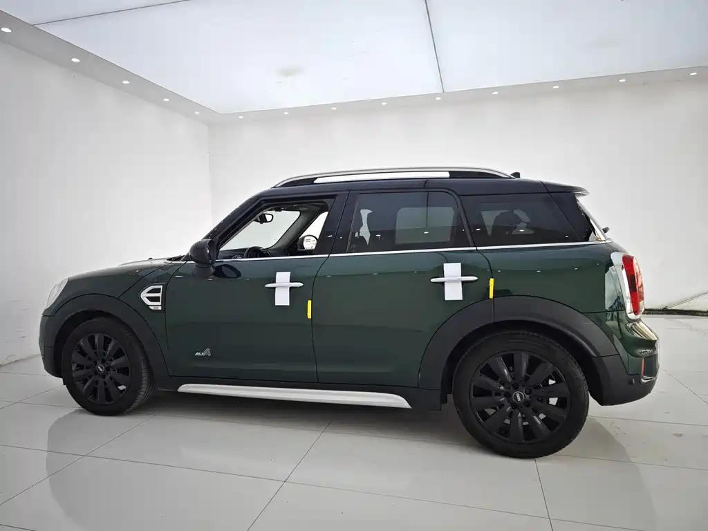 MINI COUNTRYMAN 1.5 T COOPER ALL4 Traveller