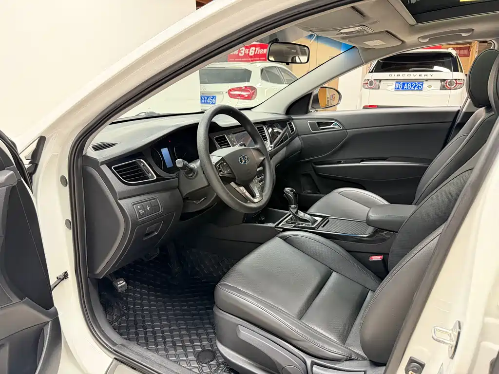 Mistra 1.8 L Auto Intelligent GLS