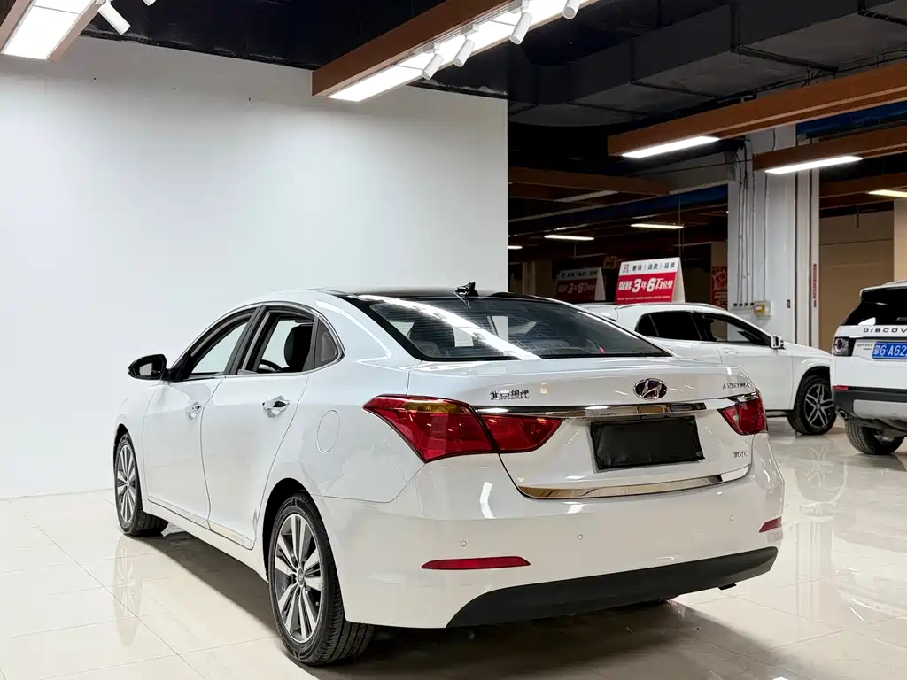 Mistra 1.8 L Auto Intelligent GLS