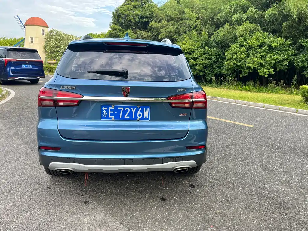 Roewe RX5 20 T 2 WD Auto 4 G Connected Platinum