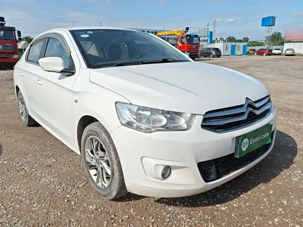 Elysee 1.6 L Manual Fashion