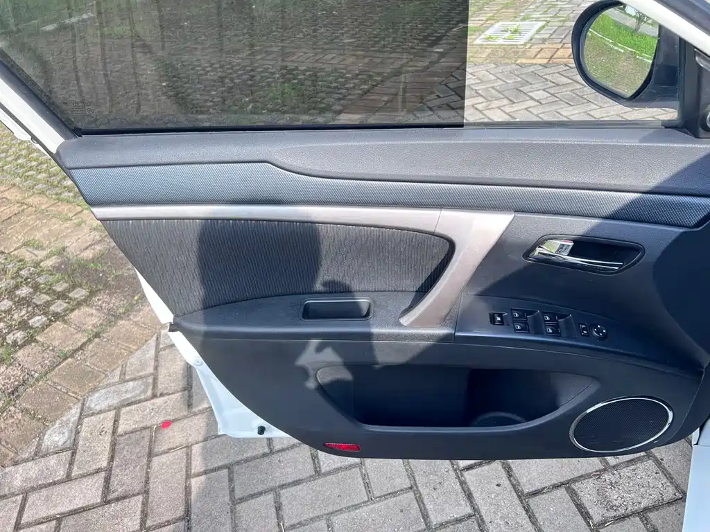 Haima M6 海马M6 2016款 1.6 L 手动舒适型