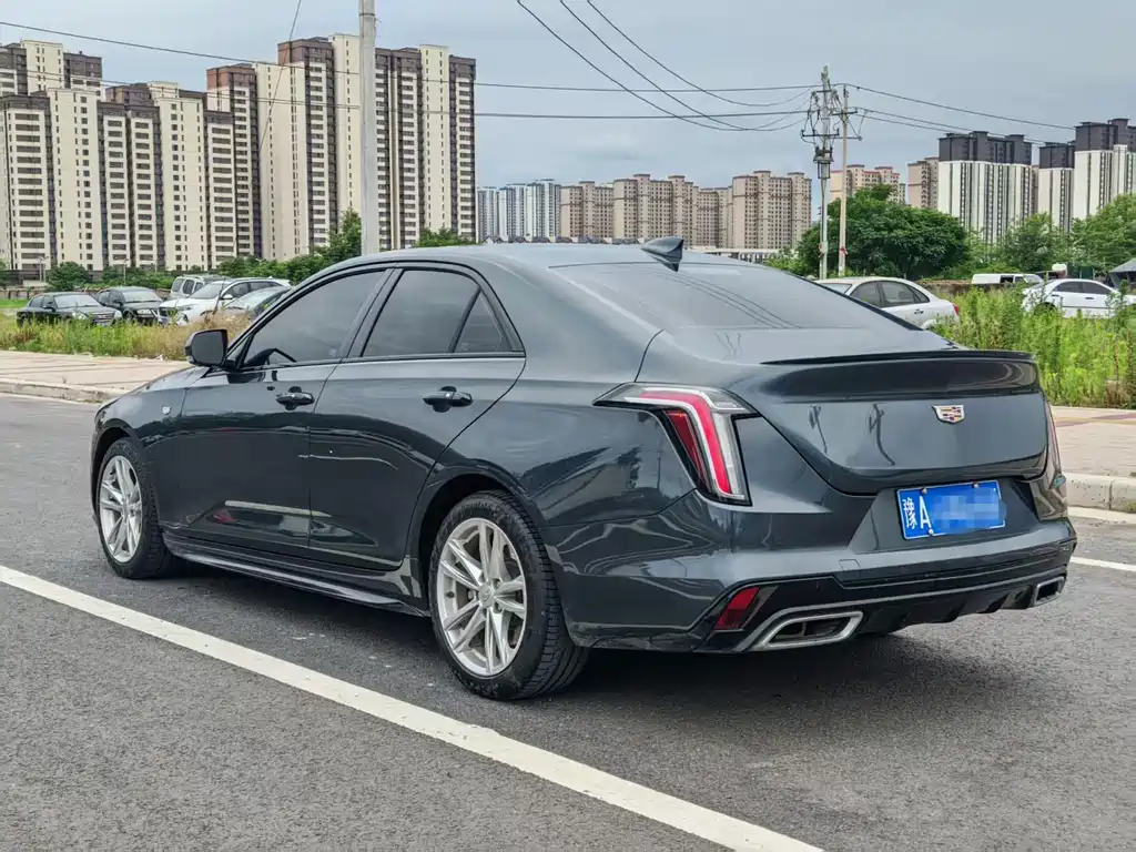 Cadillac CT4 28 T Style