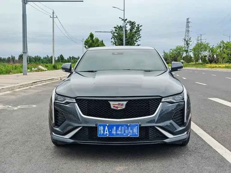 Cadillac CT4 28 T Style