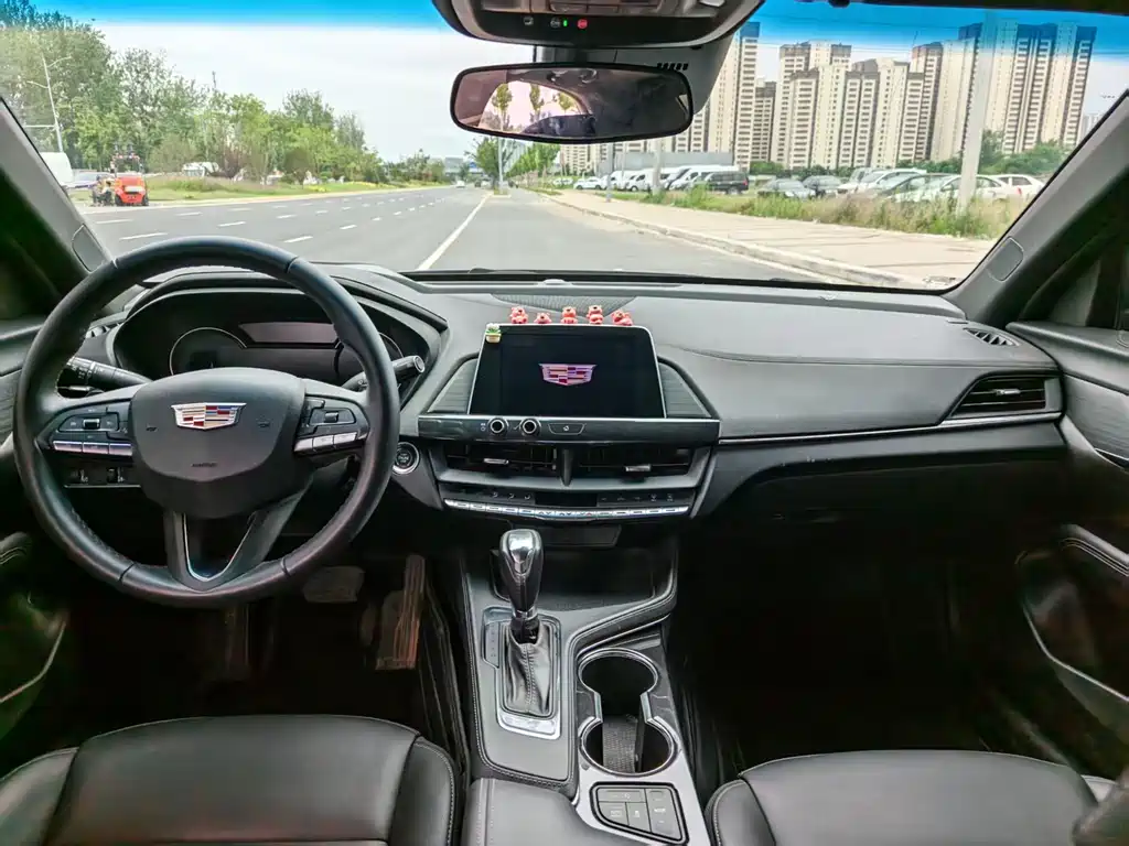 Cadillac CT4 28 T Style