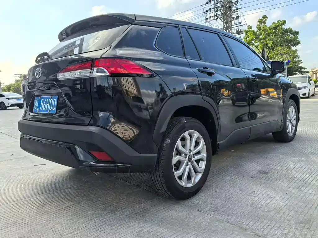 Frontlander 2.0 L CVT Luxury