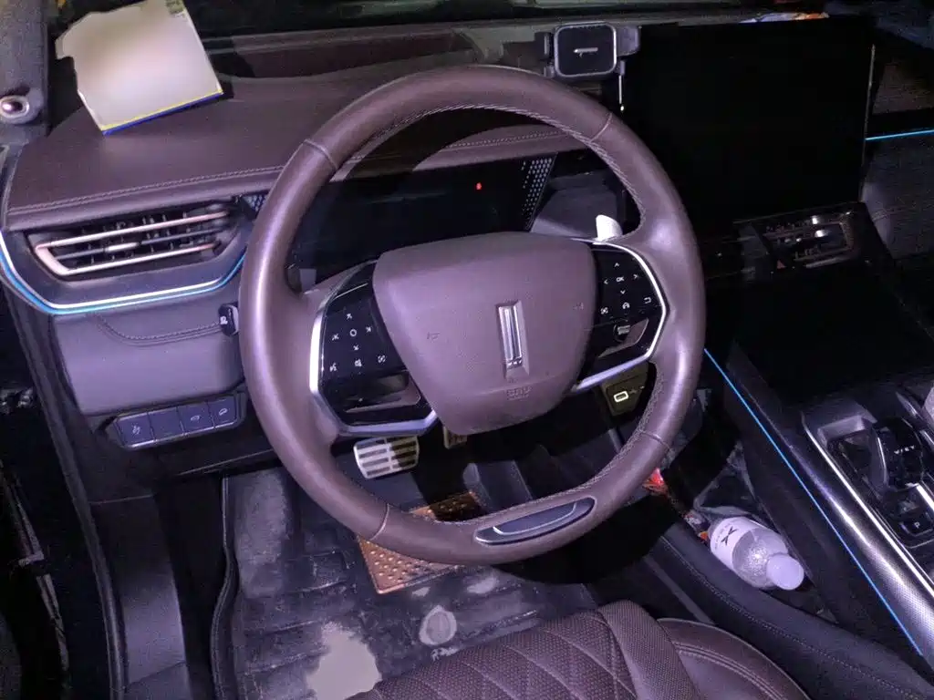 WEY Mocha 2.0 T 2 WD Pure