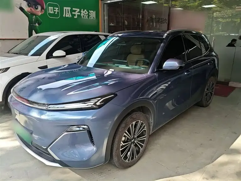 Geely Galaxy Starship 7 120 km Navigator