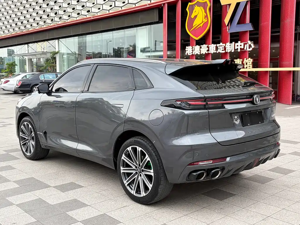 Changan UNI-K 2.0 T Distinguished