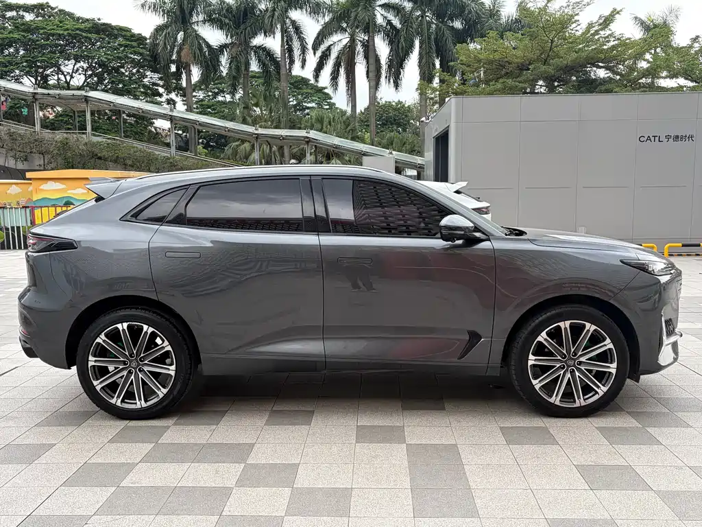 Changan UNI-K 2.0 T Distinguished