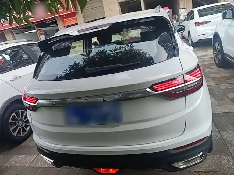 Geely Binyue 260 T DCT Knight CN-VI