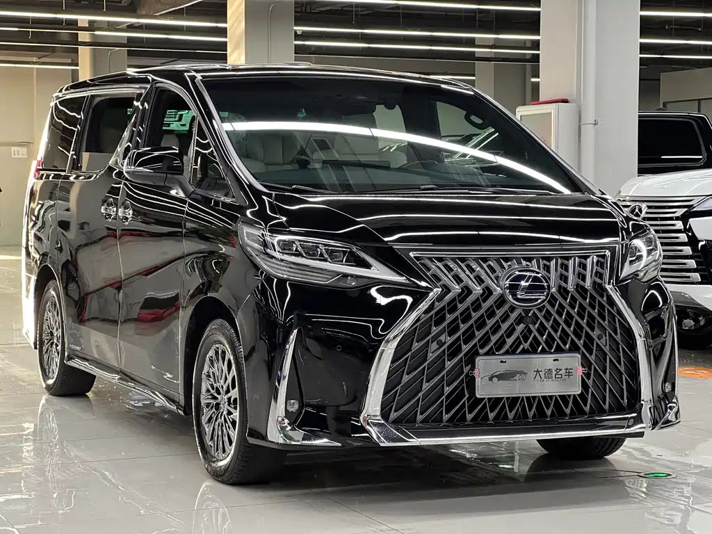 Lexus LM 300 h 7-seat Elegant
