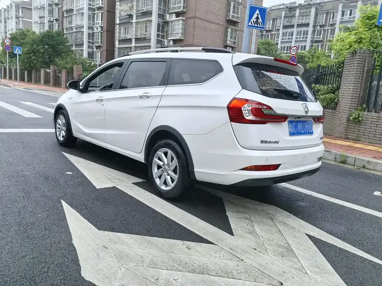 Baojun 310 W 1.5 L Auto Power Enjoyment CN-VI