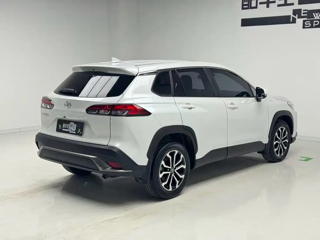 Frontlander 2.0 L CVT Luxury
