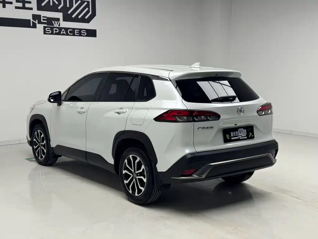 Frontlander 2.0 L CVT Luxury